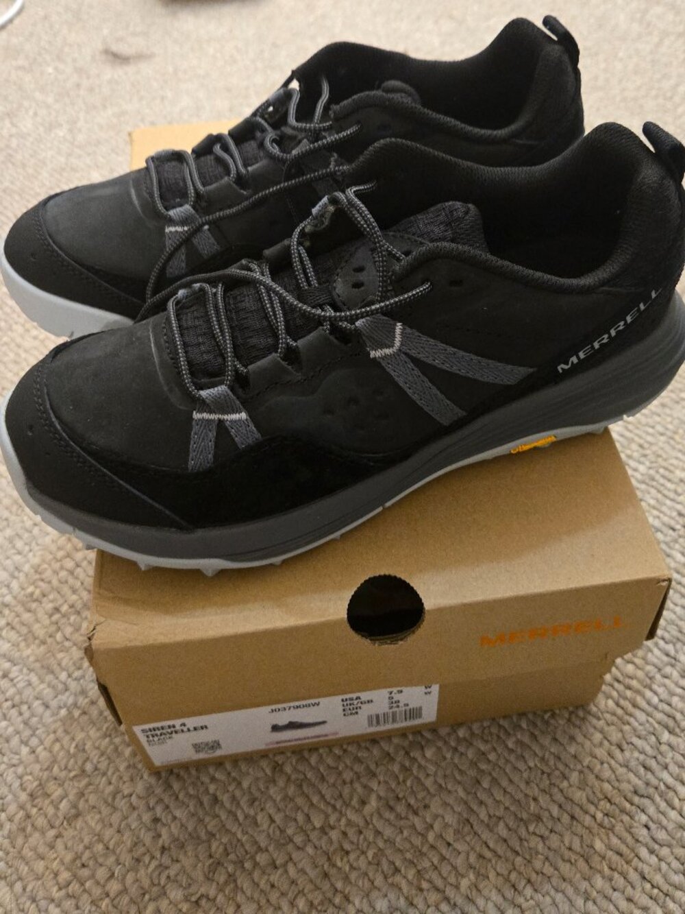 NEW Merell shoes Siren 4 Traveller Size 7.5